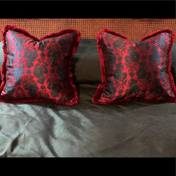 Ralph Lauren decorative silk pillows - Picture 4 of 11